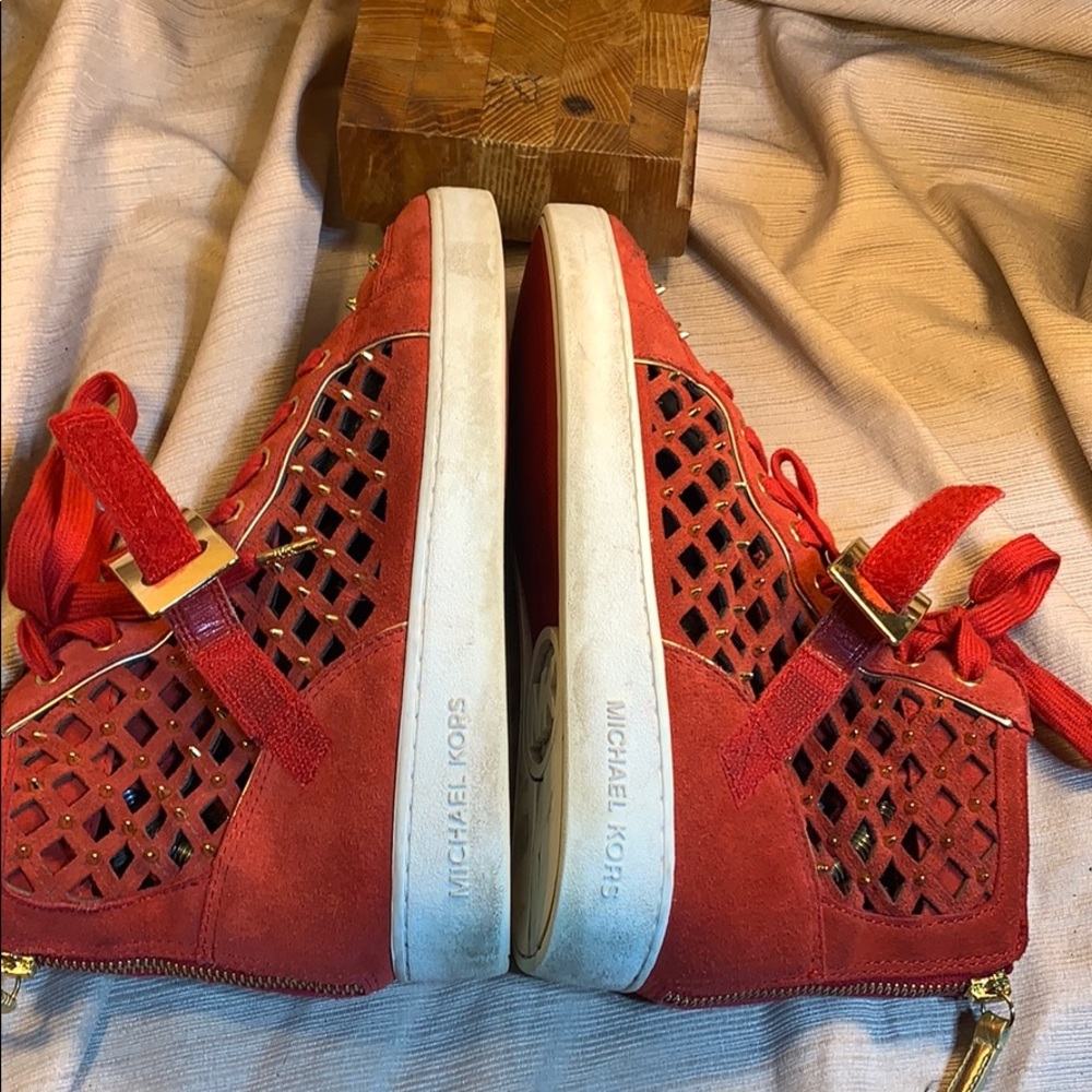 Michael Kors leather high studded sneakers w/zippr - Picture 10 of 16
